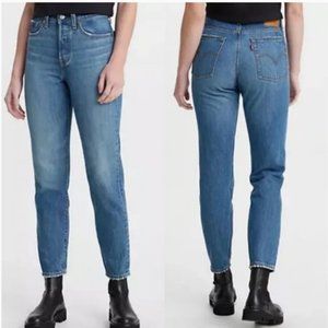 Levi’s Wedgie Icon Ankle Jeans Athens Shut It Size 33